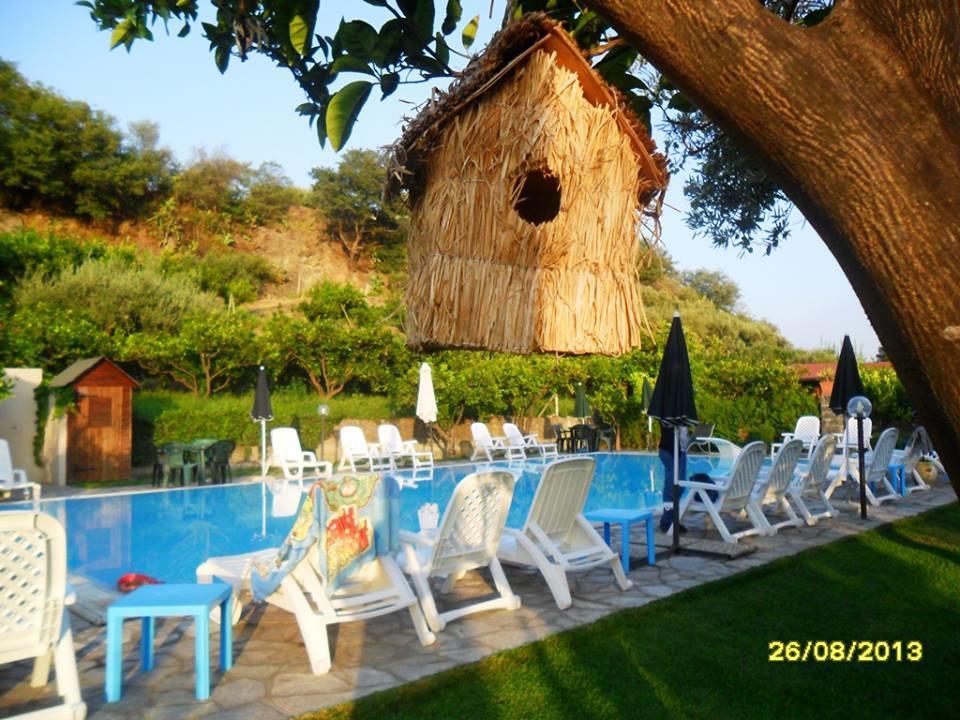 Agriturismo Valle Alcantara Villa Motta Camastra Bagian luar foto