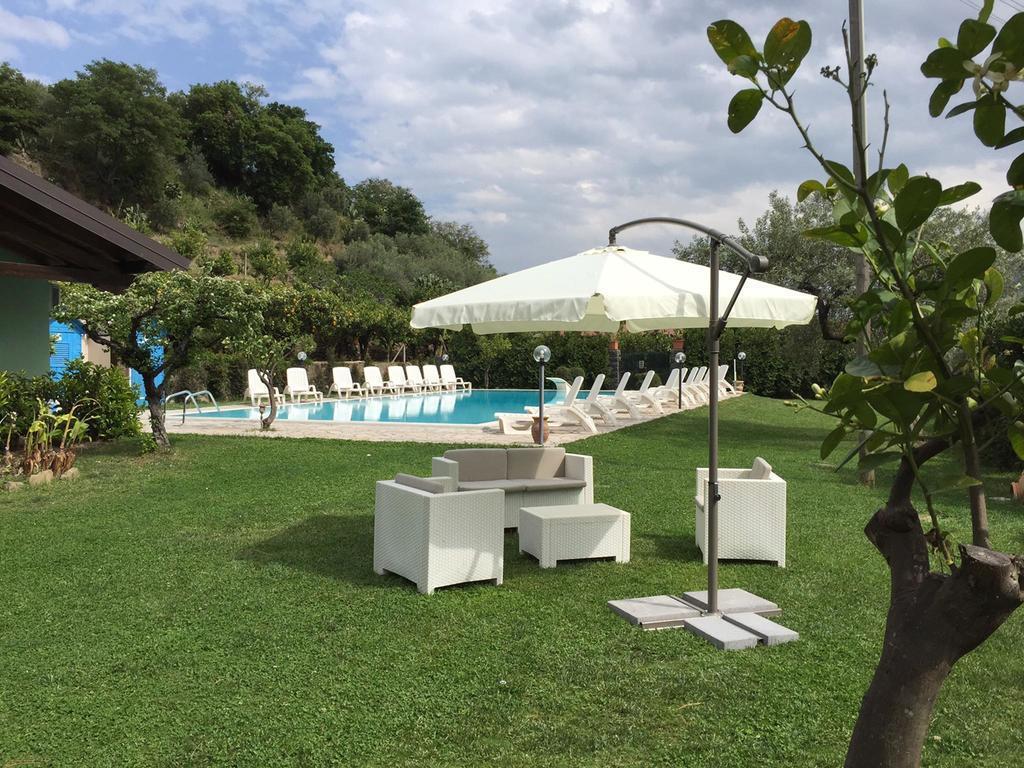Agriturismo Valle Alcantara Villa Motta Camastra Bagian luar foto
